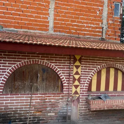 Casa con Local Comercial en Venta - Moreno