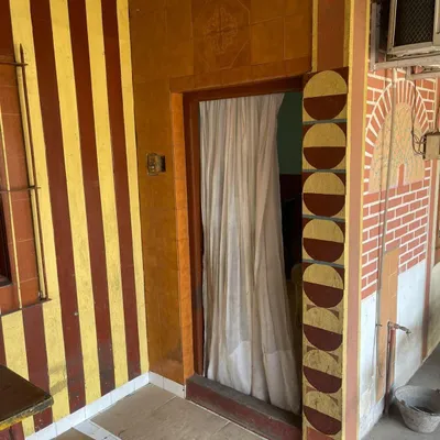Casa con Local Comercial en Venta - Moreno