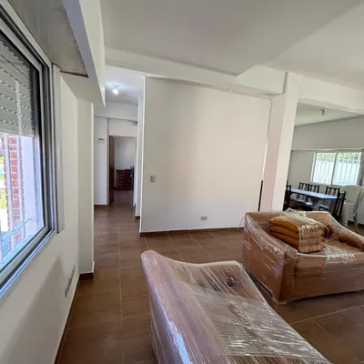 Chalet 6 Ambientes 537 M2, Barrio Sol Azteca, La Reja Moreno Financia