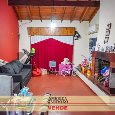 CASA QUINTA EN VENTA MORENO