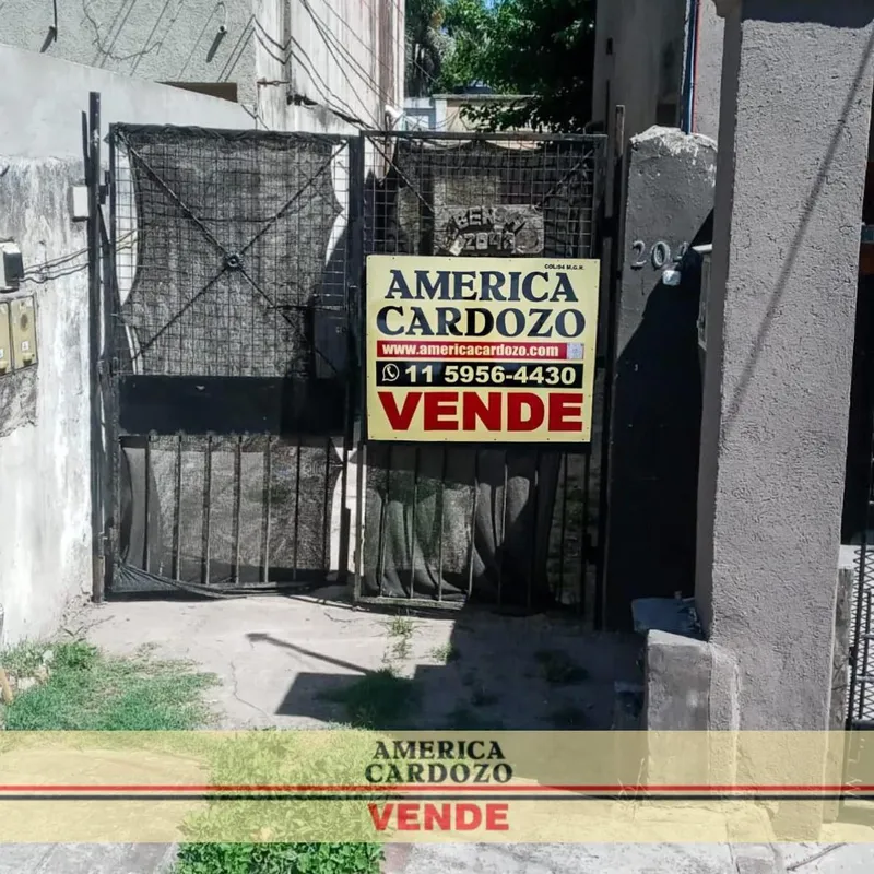 CASA 4 AMBIENTES, PASO DEL REY