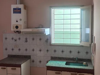 DEPARTAMENTO 3 AMBIENTES EN VENTA, PASO DEL REY CENTRO