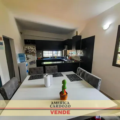 CASA QUINTA | 5 AMBIENTES | CON RENTA | FINANCIACIÓN | COCHERA TRIPLE | MARIANO ACOSTA
