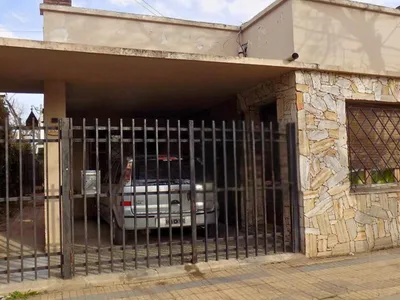 CASA | 5 AMBIENTES | 2 VIVIENDAS | APTO INVERSIÓN | COCHERA | HURLINGHAM