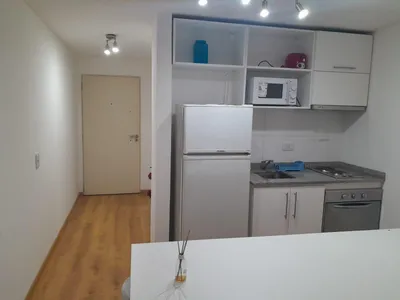 Monoambiente con balcón y amenities en Monserrat