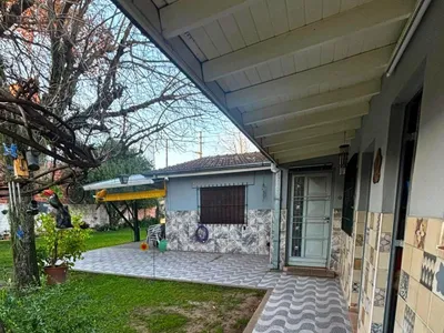 CASA QUINTA VENTA 5 AMBIENTES APTO CREDITO  PASO DEL REY MORENO